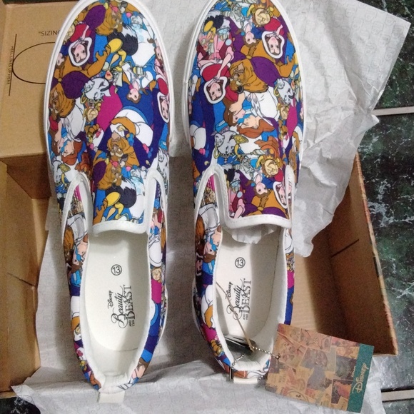 Shoes - Picture 2 of 4